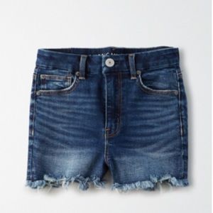 AE CURVY HIGH-WAISTED SHORT SHORT